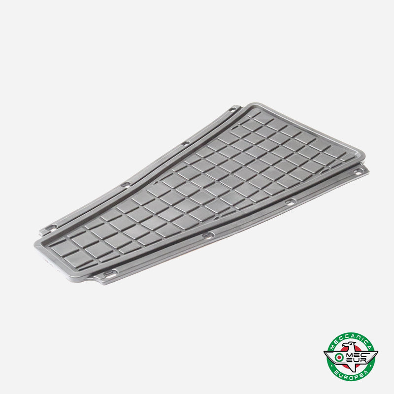 MEC EUR Vespa MK1 PX PE Central Rubber Floor Mat