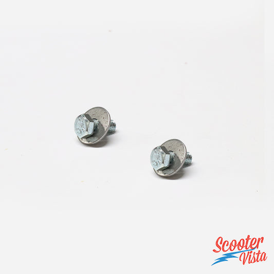 Two metal screws on a white background with 'Scooter Vista' logo.