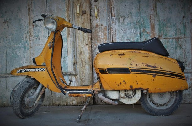 Nisa Lambretta LI SX TV DL GP Ancillotti Seat (white piping / no air scoop)