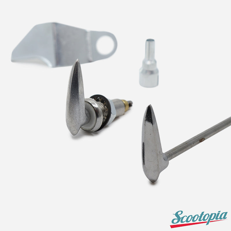 Scootopia Lambretta Series 3 LI SX TV Choke & Fuel Tap Lever Set