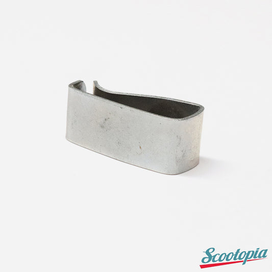 Scootopia Lambretta Series 3 LI SX TV DL GP Side Panel Buffer Clip