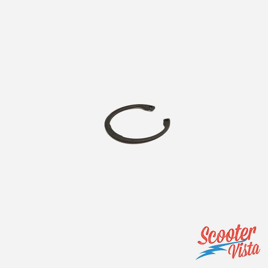 Vespa Sprint Rally Super PX PE T5 Lay Shaft / Rear Hub Bearing Circlip